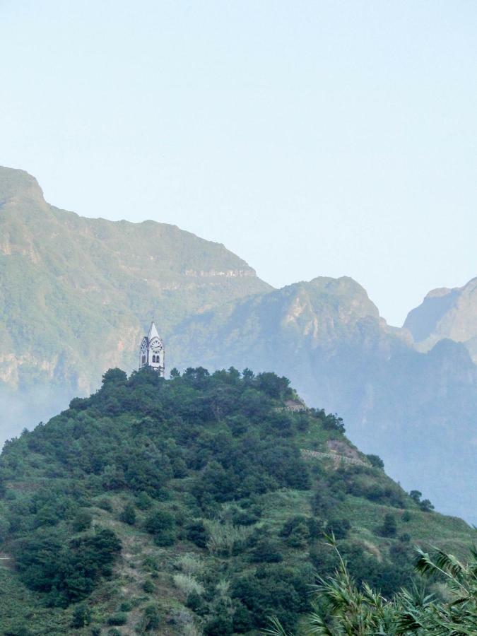 Casa Oliveira Esmeraldo - Guest Houses São Vicente Екстериор снимка